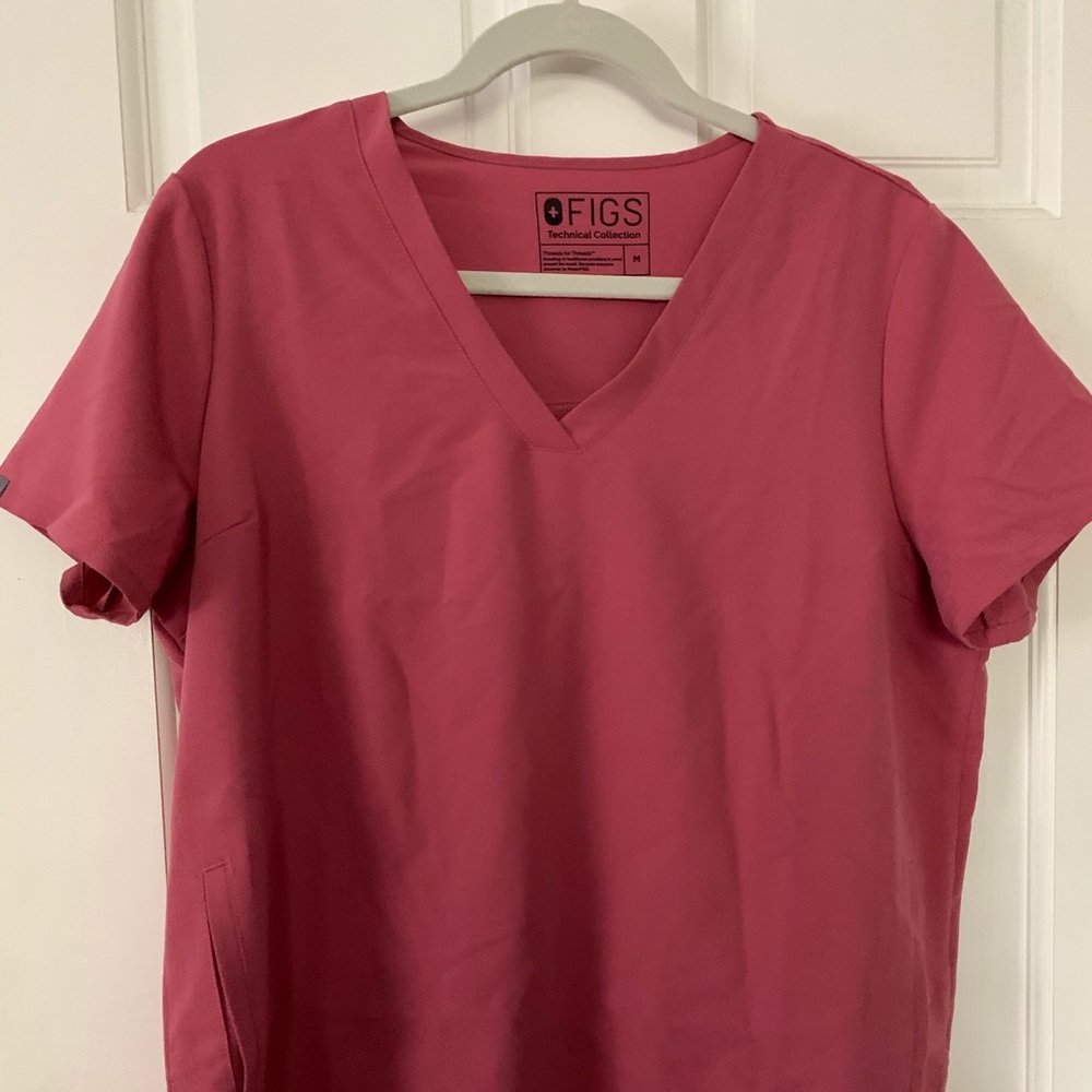Medium Quartz Maternity Figs Scrubs Set